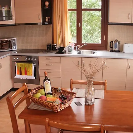 פטרה Gaea Gardens Studios & Villas מראה חיצוני תמונה